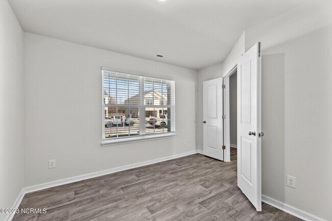 Foto del edificio - 1904 Rolling Meadows Dr