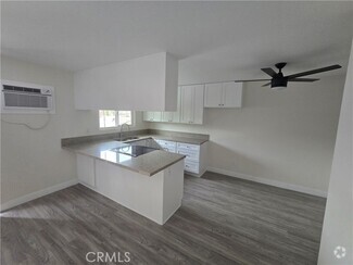 Building Photo - 6051 Lemon Ave