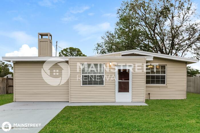 Primary Photo - 3919 LONGHORN DR, SARASOTA, FL 34233