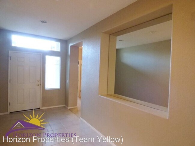 Building Photo - 3 br, 2 bath House - 8528 Zinnia Way
