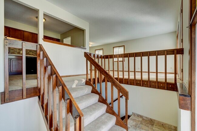 Foto del edificio - 13230 Montclair Dr