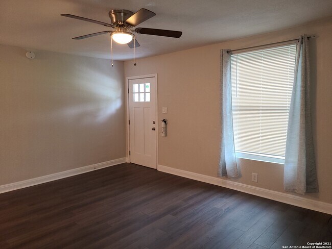 Foto del edificio - 10446 Mountain Vw Dr