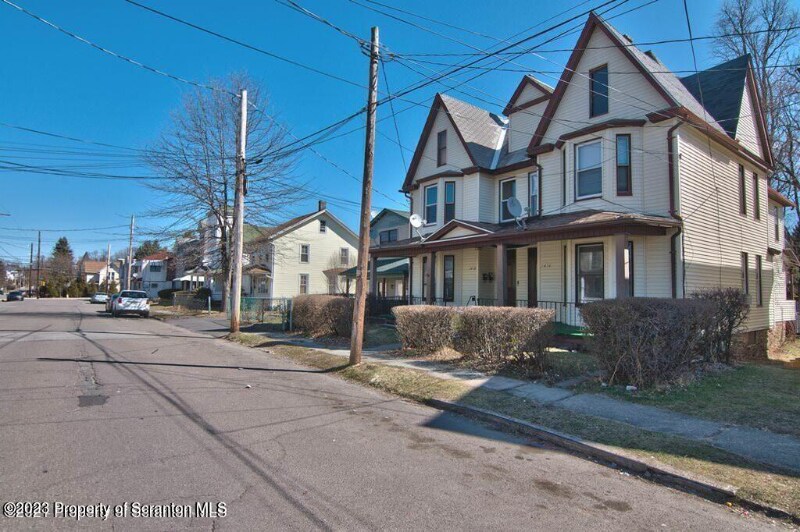 1418 Capouse Ave, Scranton, PA 18509 Apartment for Rent in Scranton