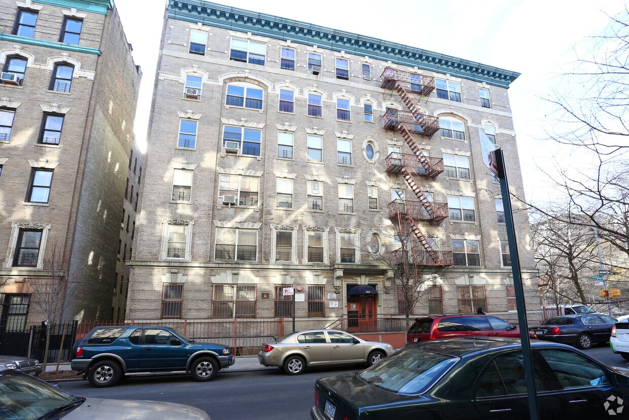 Foto principal - 308 W 151st St