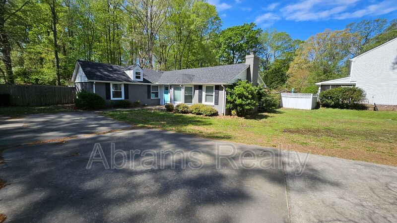 Primary Photo - 5613 Normandy Ave