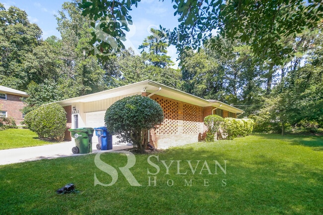 Photo - Carve Out a Great Life Here! House