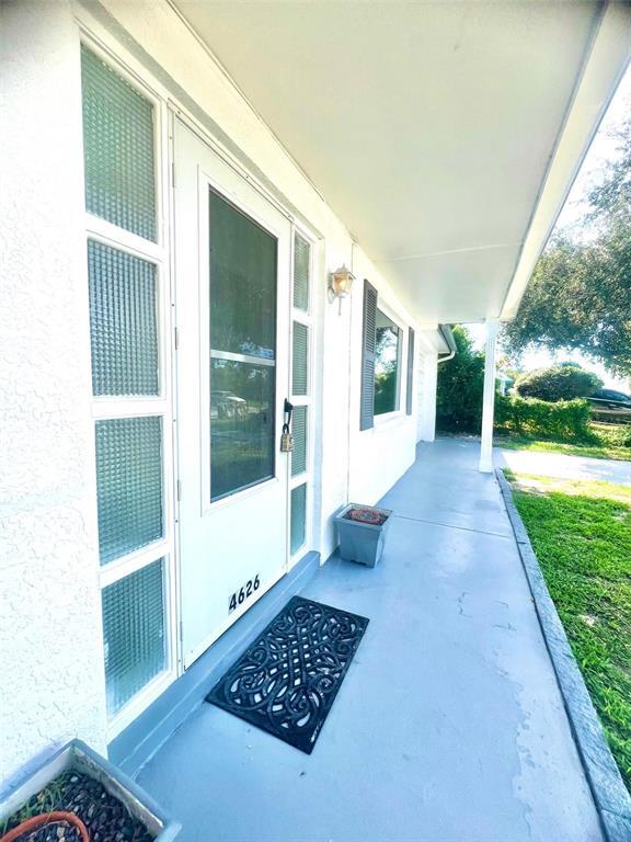 Foto del edificio - 4626 Taray Ln