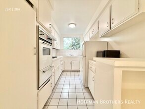 Building Photo - 1036 N Crescent Heights Blvd