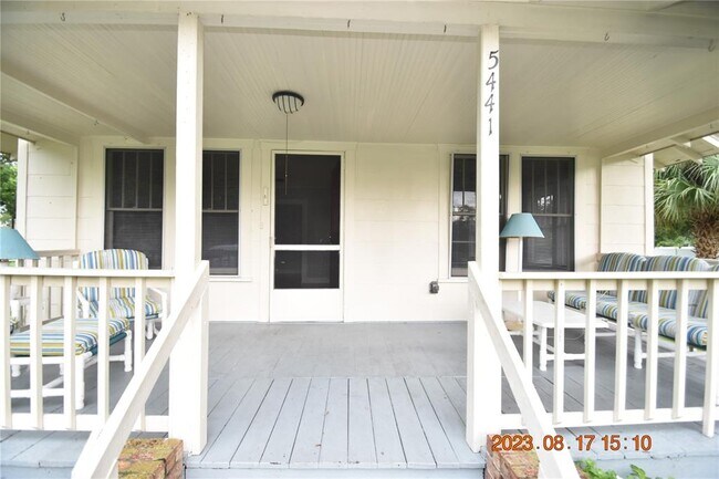 Foto del edificio - 5441 18th St