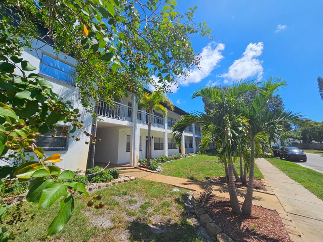 Foto del edificio - 3103 37th St N