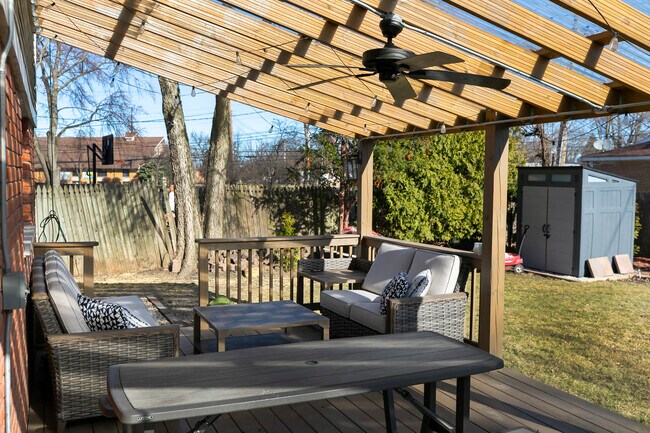 Foto del edificio - 9535 Osceola Ave