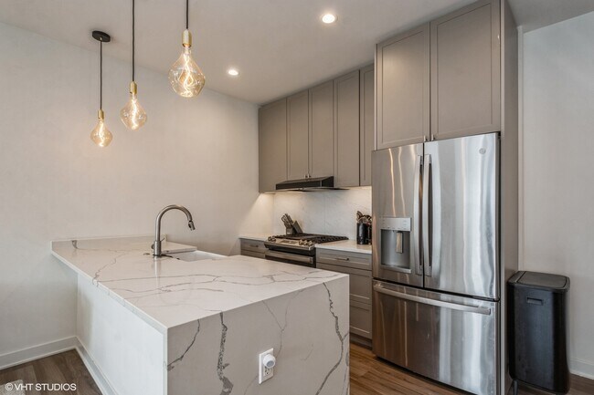 Foto del edificio - 5526 N Magnolia Ave