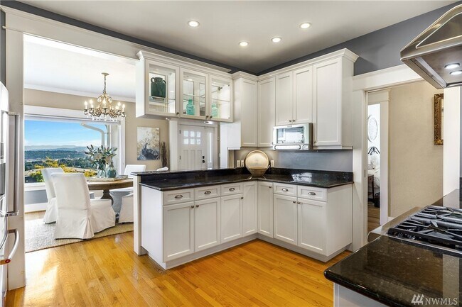 ¡Cocina gourmet - 3717 Belvidere Ave SW