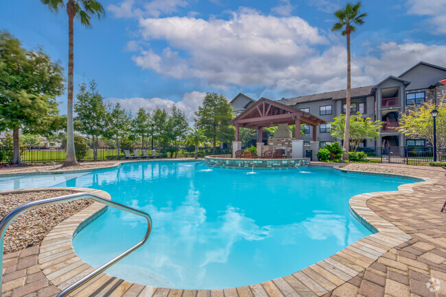 Resort Style Pool - Greystone Apartments