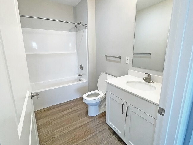 Bathroom - Iron Trail Apartments & Townhomes