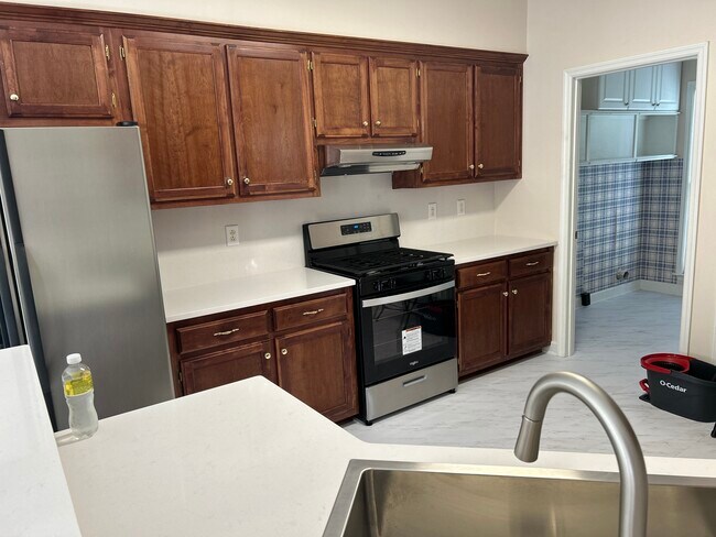 Foto del edificio - 2731 New Port Royal Rd