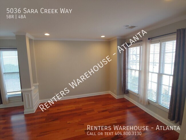 Foto del edificio - Brick Front Beauty! 5 Bedroom in Swim/Tenn...