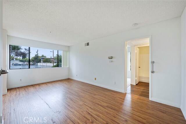 Foto del edificio - 301 N Ford Ave