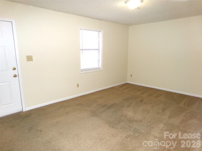 Foto del edificio - 100 Fairway St