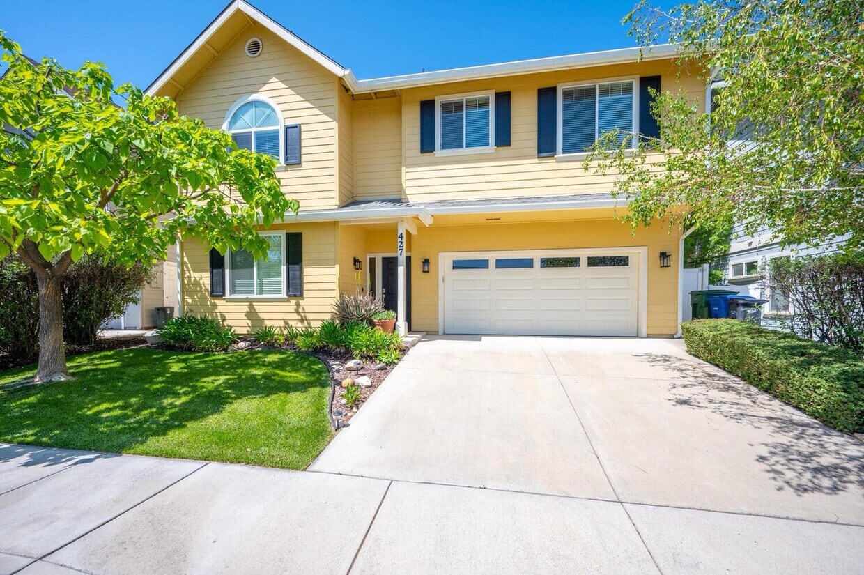 Foto principal - 427 Olive St