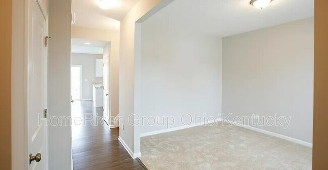 Foto del edificio - 2357 Pine Crest Dr
