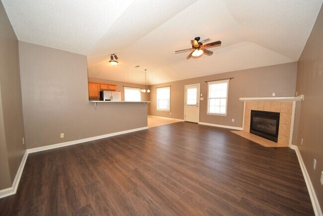 Foto del edificio - Wonderful 3 bed, 2 bath home near Shelby Farms Park.