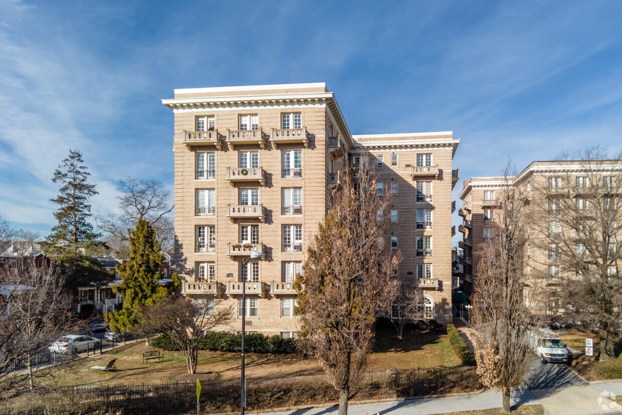 Primary Photo - Northbrook Condominium I