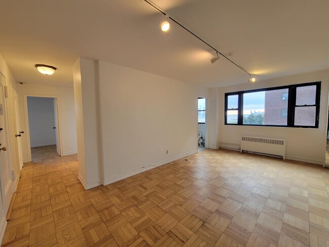 Building Photo - 6515 JFK Blvd E