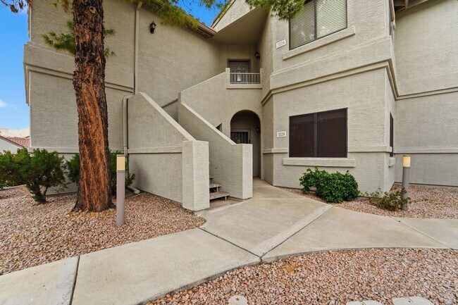 Foto del edificio - Stunning 3-bedroom, 2-bathroom home located in the heart of Scottsdale, AZ.
