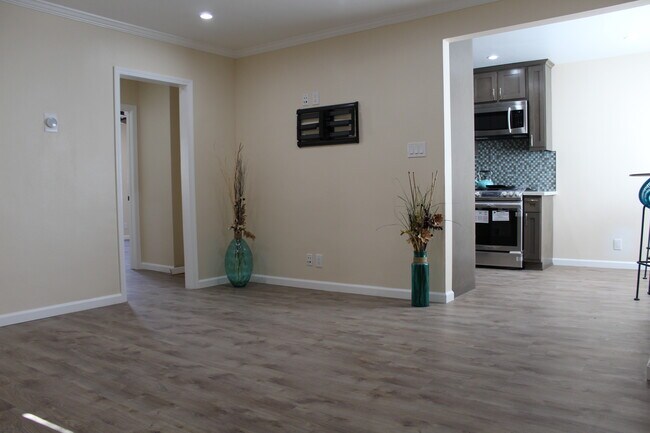 Foto del edificio - 4349 137th St