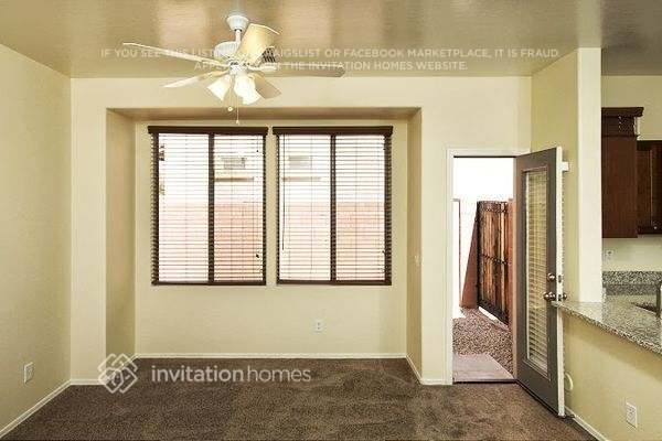 Building Photo - 9848 E Escondido Ave