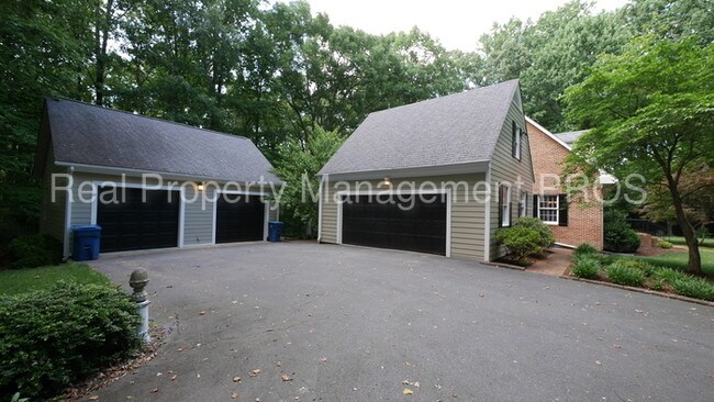Building Photo - 6504 Hanover Heights Trl
