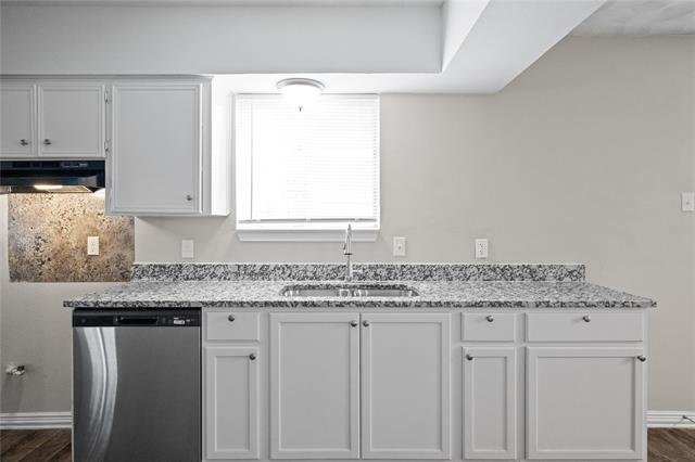Building Photo - 6305 Moonglow Dr