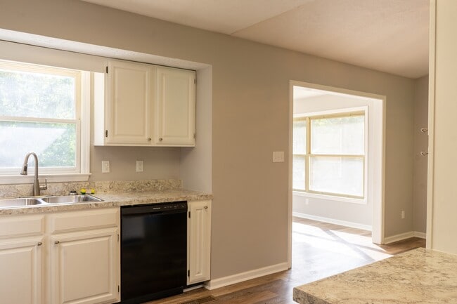 Foto del edificio - 4520 Ventura Dr