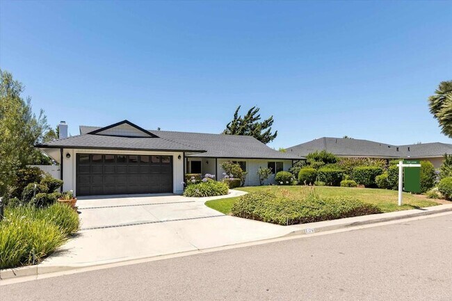Building Photo - 1304 San Julian Dr