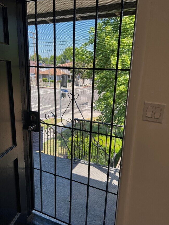 Foto del edificio - 12660 Oxnard St