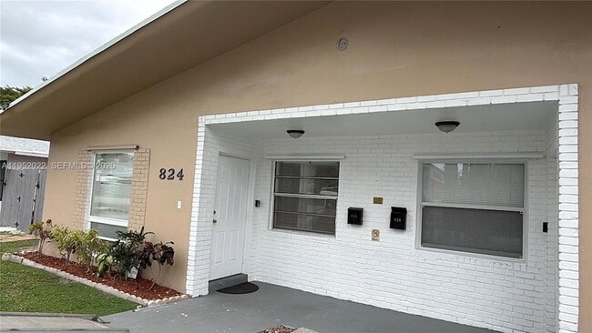 Photo - 824 SW 12th Ct Apartment