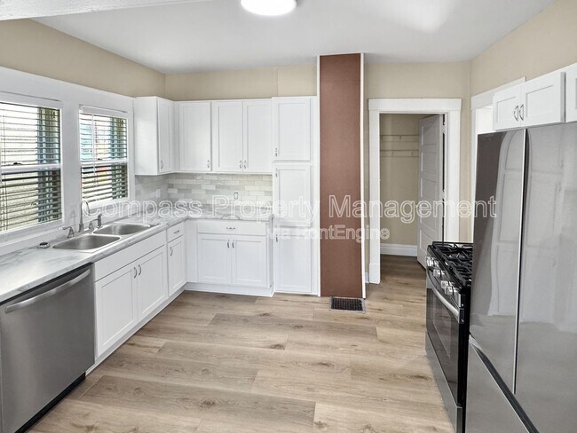 Foto del edificio - 1243 Sherman St SE