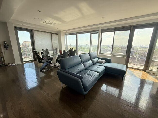 Foto del edificio - 138-10 Franklin Ave