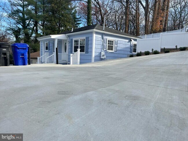 Foto del edificio - 5736 N Carlin Springs Rd