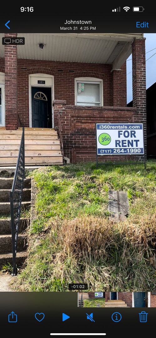 Foto del edificio - SELLING-521-523 Dorothy Ave