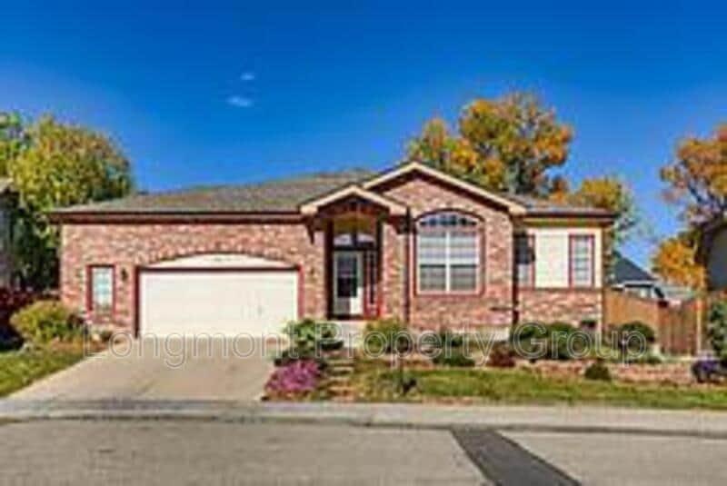 Primary Photo - 1718 Polo Way