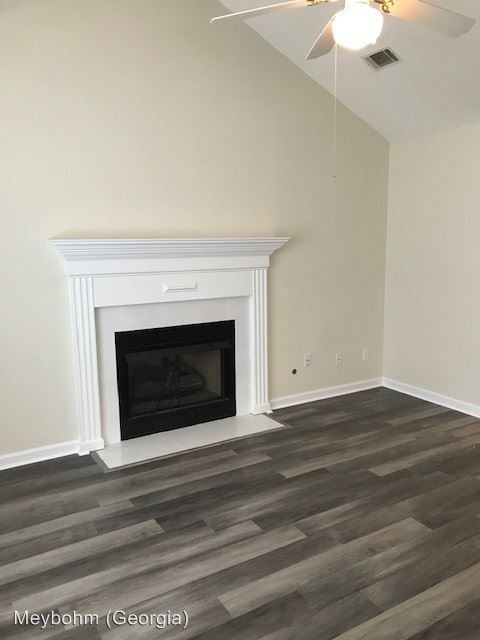 Building Photo - 3 br, 2 bath House - 2112 Gatewood Drive