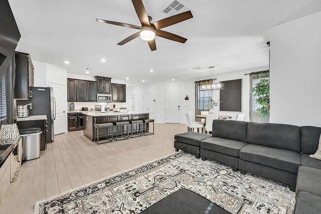 Building Photo - 7493 Monticello Bay Ct