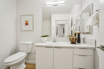 2 BR, 1 BA - Bathroom - Haven on Orange