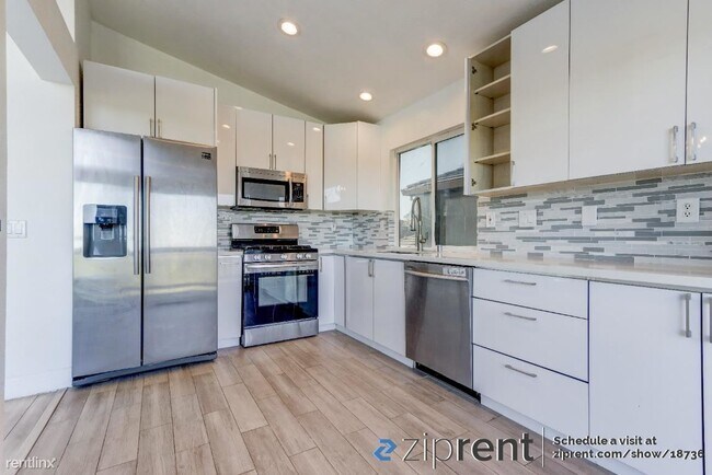 Building Photo - 4 br, 2.5 bath House - 4307 Frontera Dr, D...