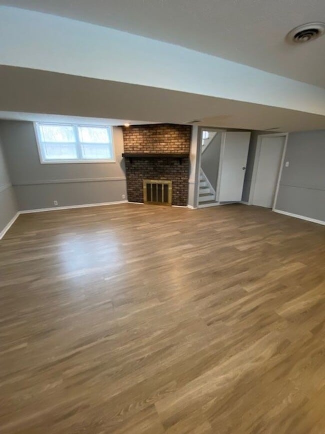 Building Photo - 311 Weathering Dr