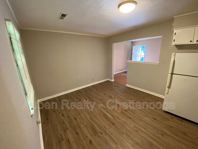 Building Photo - 4203 Davis Ln