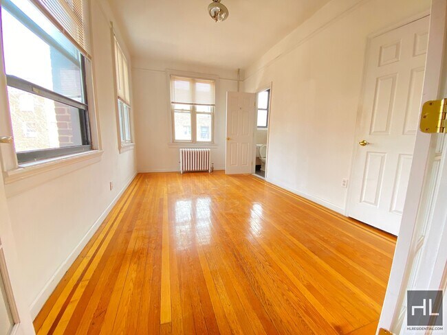 Foto del edificio - 1 bedroom Super clean rental ONLY $1850 Ne...