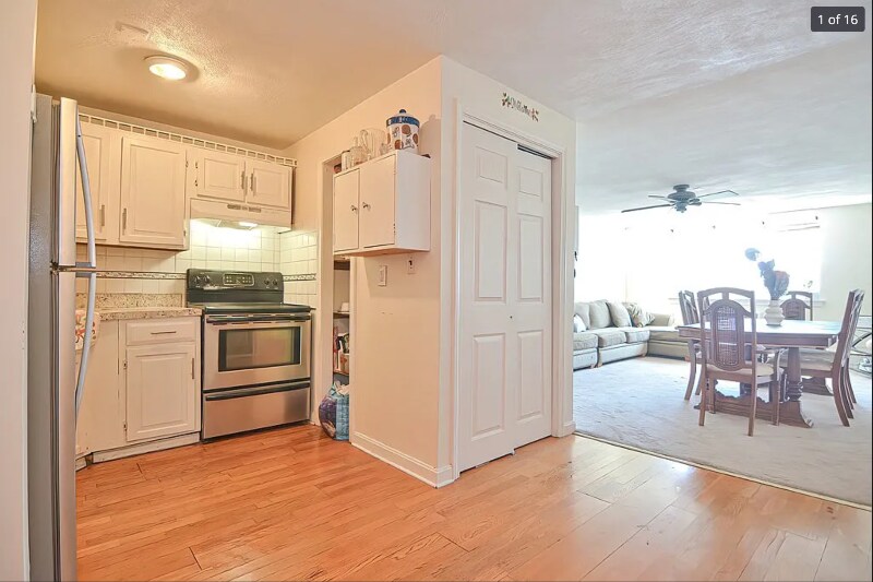 Primary Photo - 30 Rich St